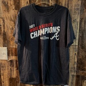 Vintage Atlanta Braves 2021 championship T-shirt gray size large